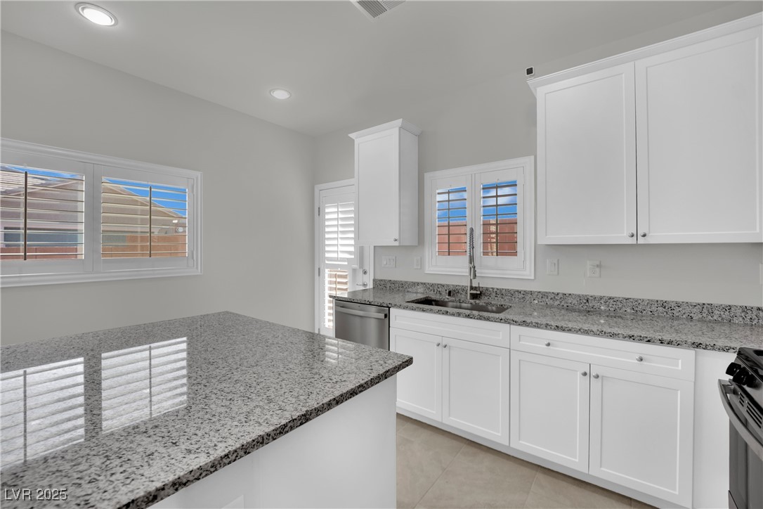 5879 Alcott Grove Court Property Photo 12