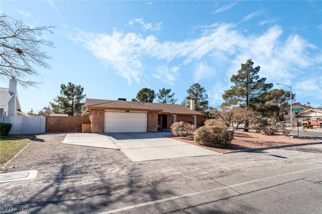 5517 Avenida Caballo Property Photo 4