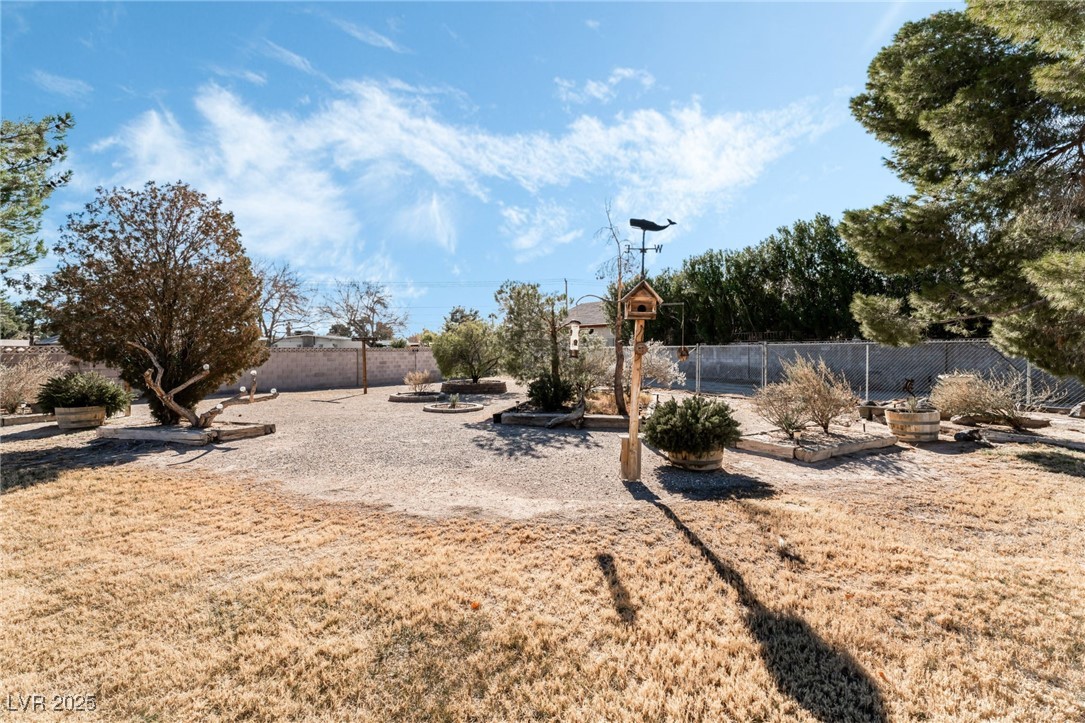 5517 Avenida Caballo Property Photo 37