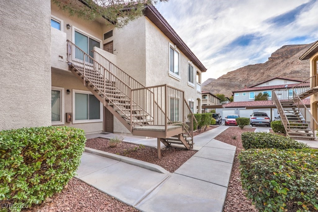 3351 Indian Shadow Street 204 Property Photo 1