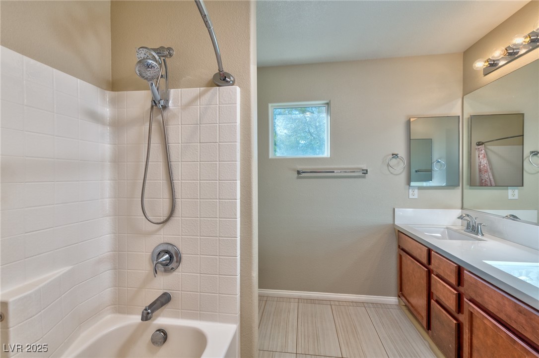 2847 Gables Vale Court Property Photo 14