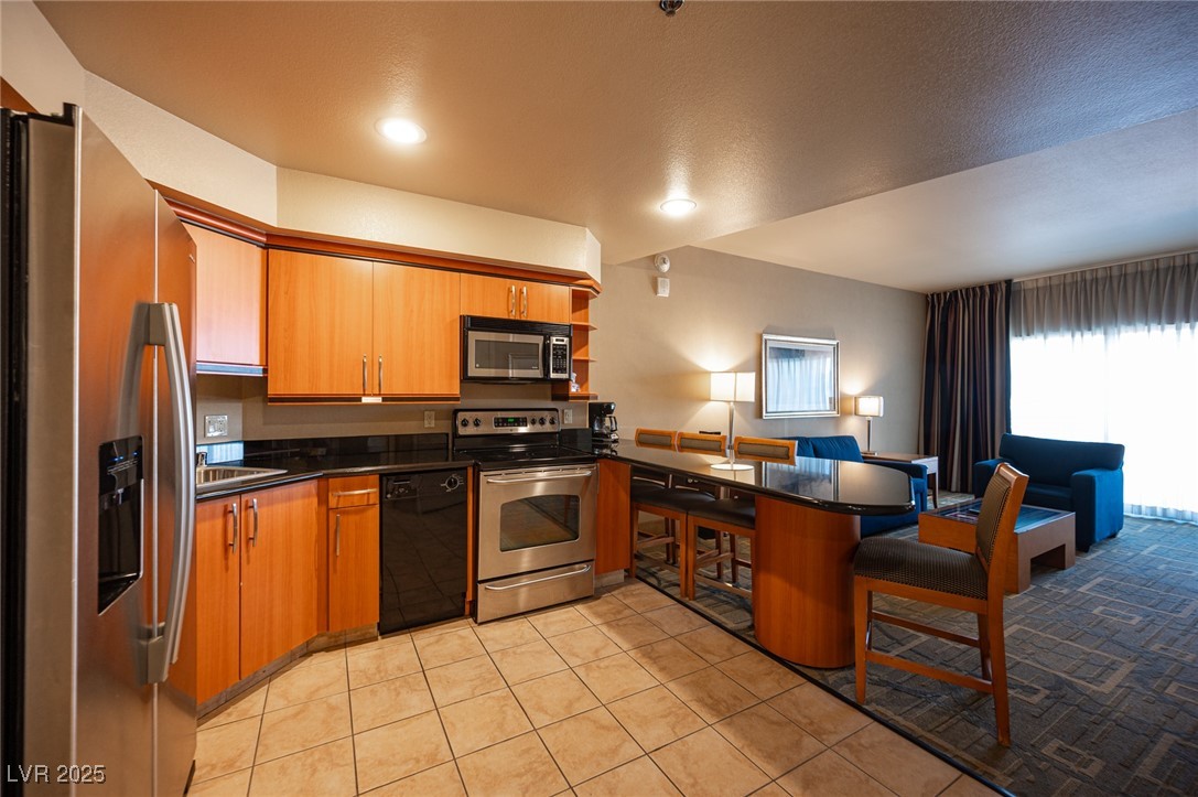 211 East Flamingo Road 414 Property Photo 2