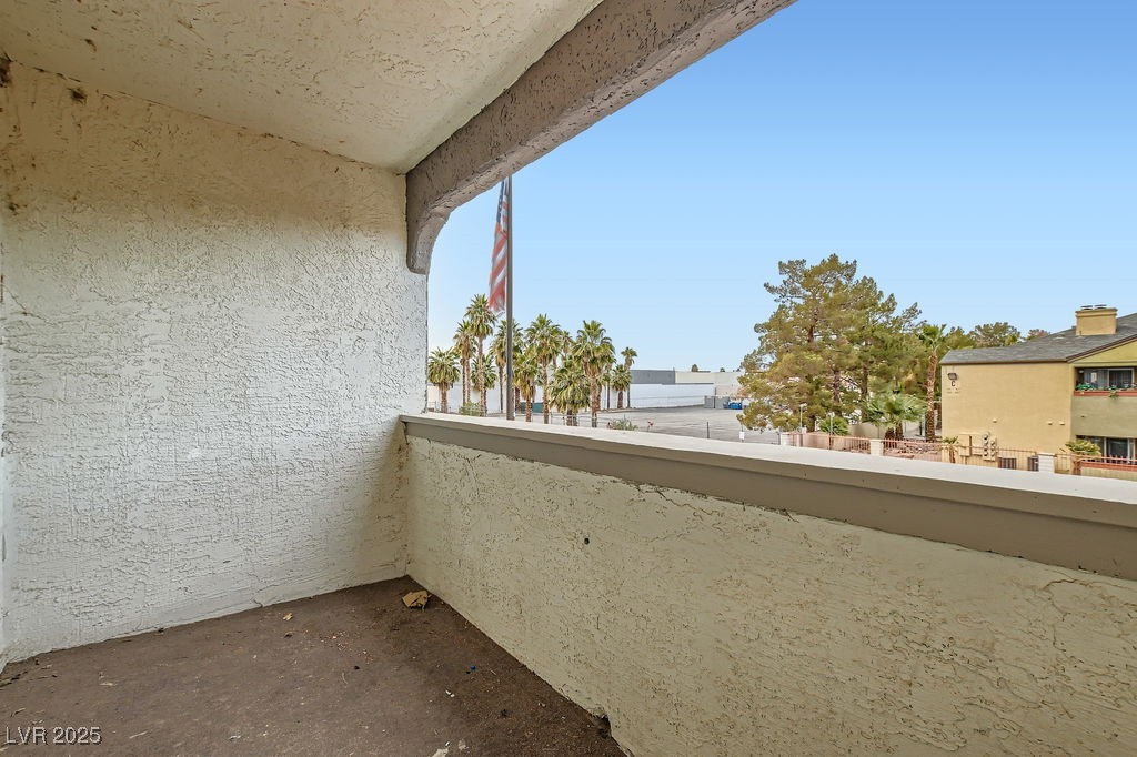 611 Bass Drive C Property Photo 25