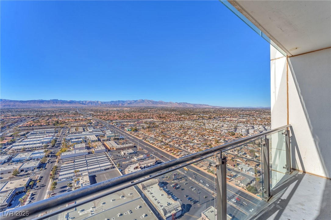 4381 West Flamingo Road 3819 Property Photo 15