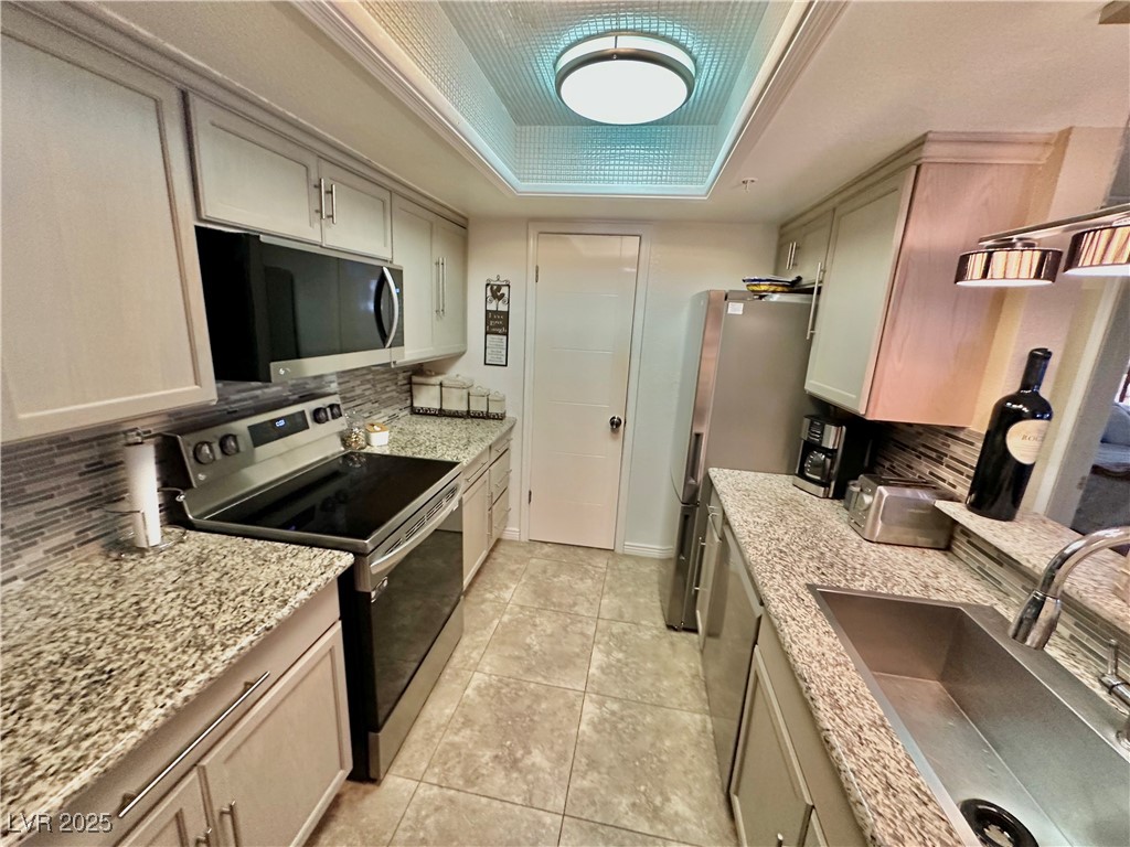 3550 Bay Sands Drive 1070 Property Photo 9