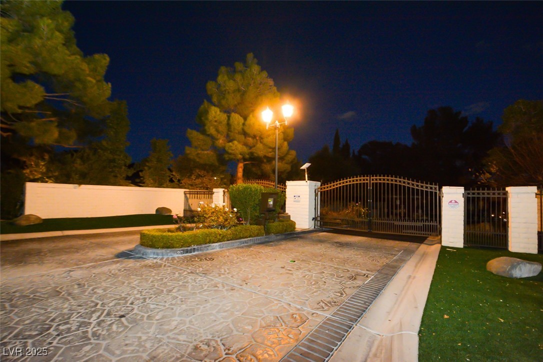3008 Astoria Pines Circle Property Photo 47