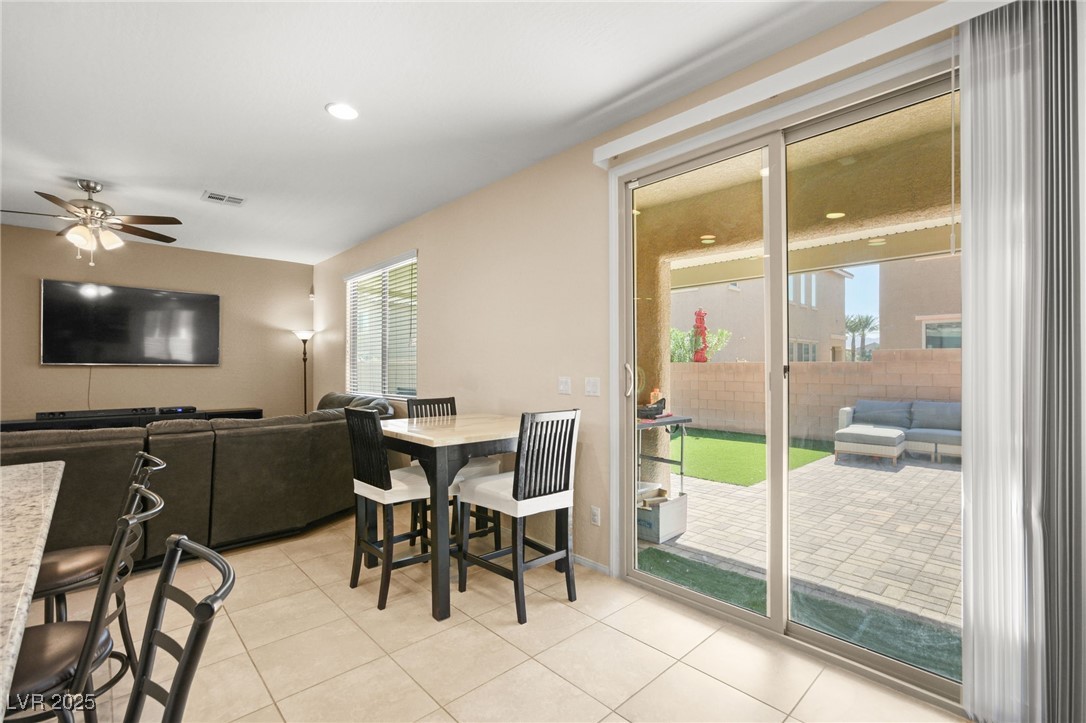 6389 Jacobville Court Property Photo 15