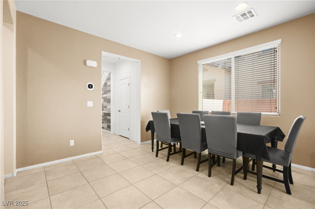 6389 Jacobville Court Property Photo 16