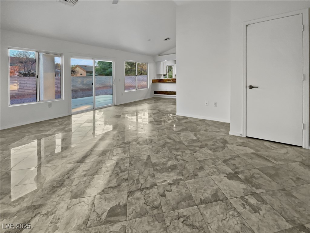 8509 Goodhaven Drive Property Photo 10