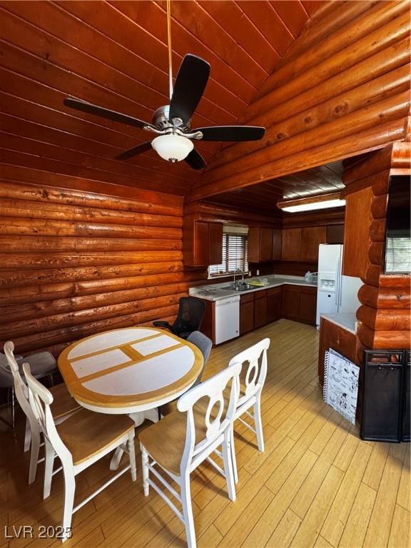 302 Kris Kringle Road Property Photo 6