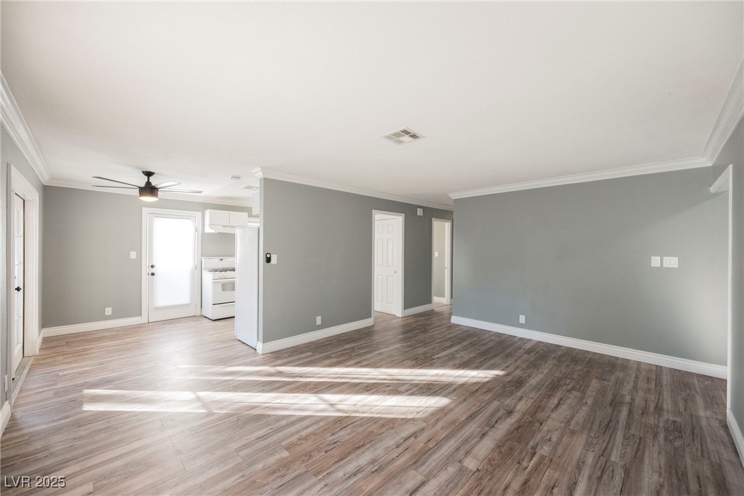 6215 Newville Avenue Property Photo 13
