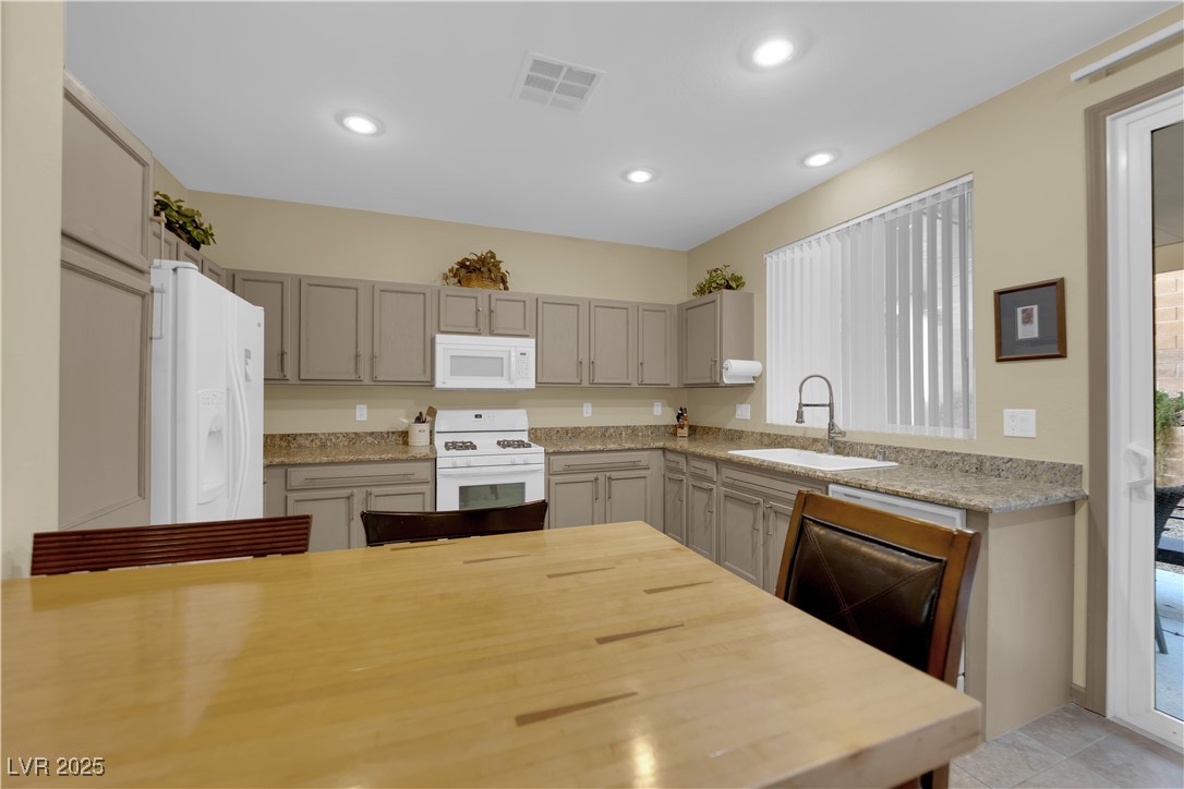9161 Horizon Mist Avenue Property Photo 11