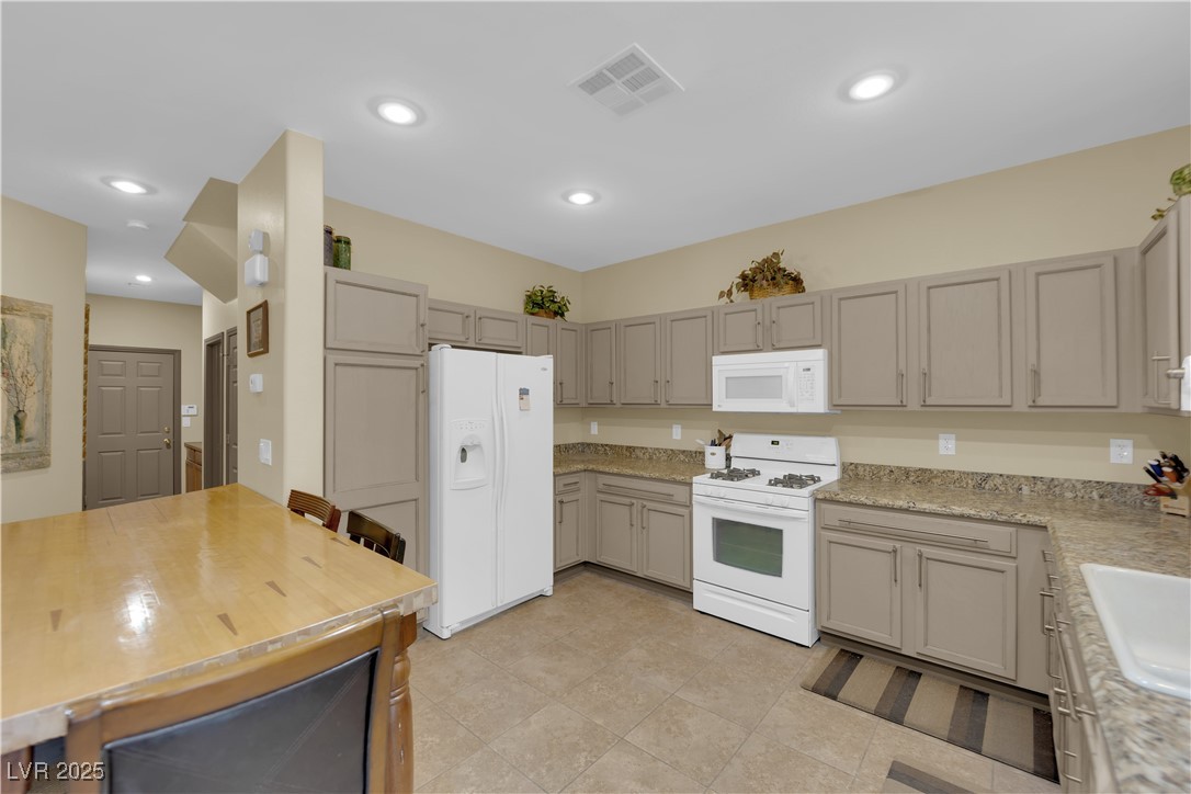 9161 Horizon Mist Avenue Property Photo 13