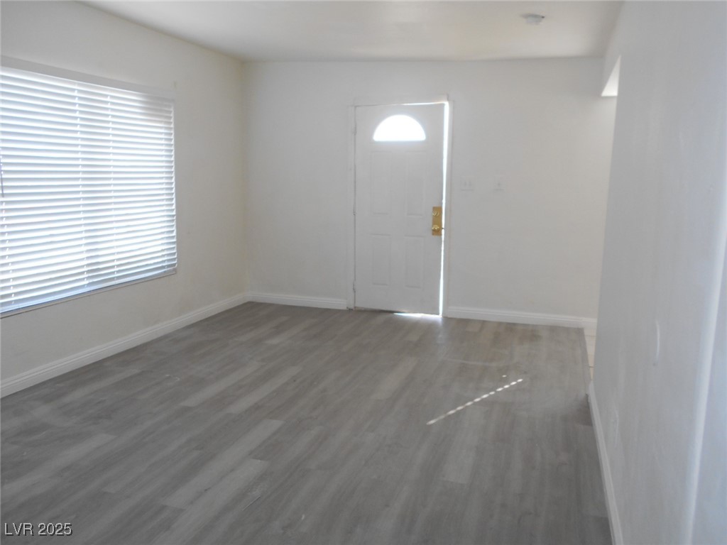 2137 East Saint Louis Avenue Property Photo 3