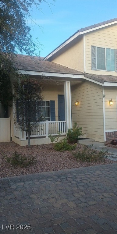 1529 Tillman Falls Avenue Property Photo 4