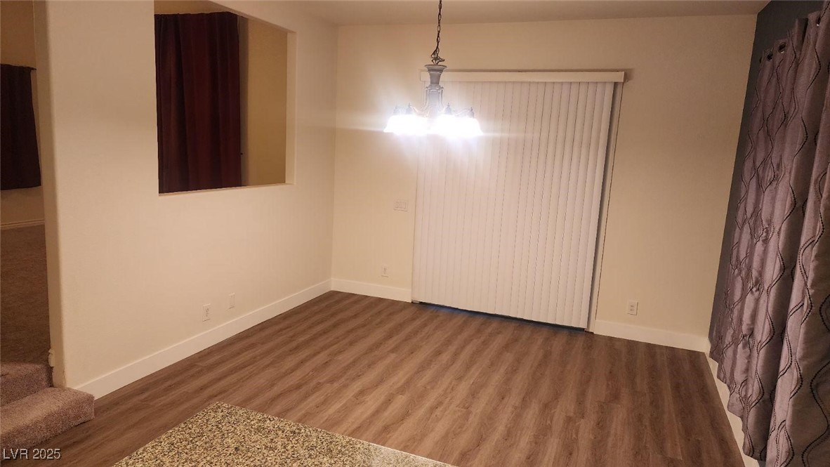 1529 Tillman Falls Avenue Property Photo 9
