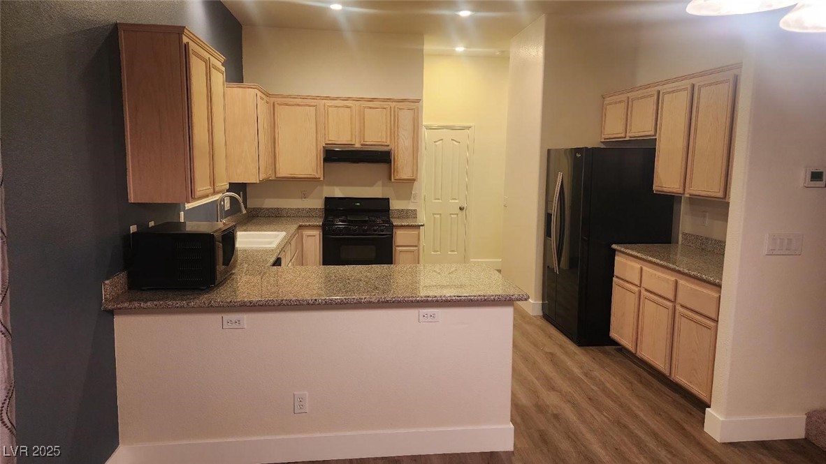 1529 Tillman Falls Avenue Property Photo 14