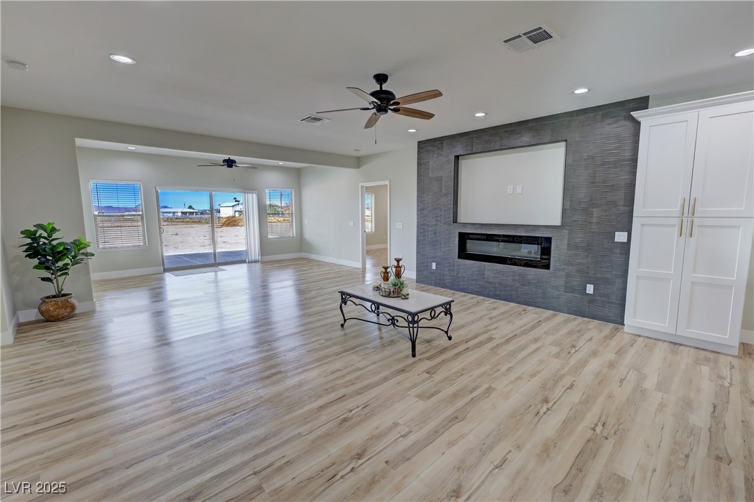 2560 Tahachapi Avenue Property Photo 27