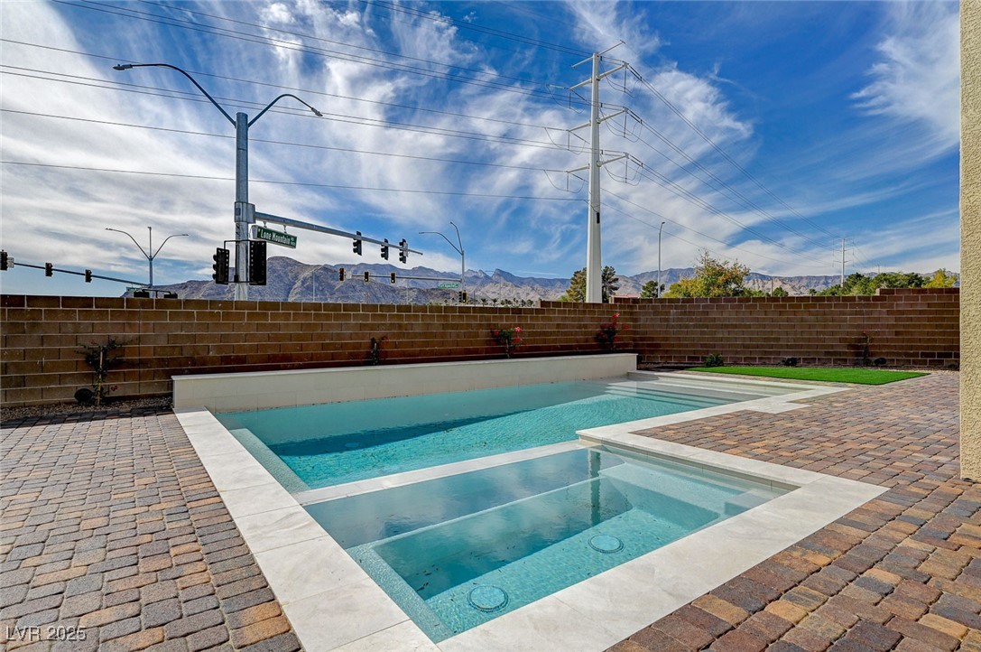 4807 Enchanted View Street Property Photo 62