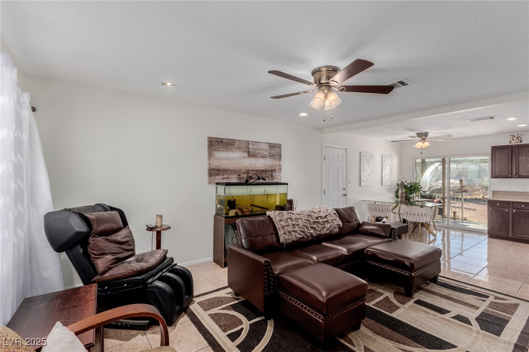 2828 Richfield Boulevard Property Photo 6