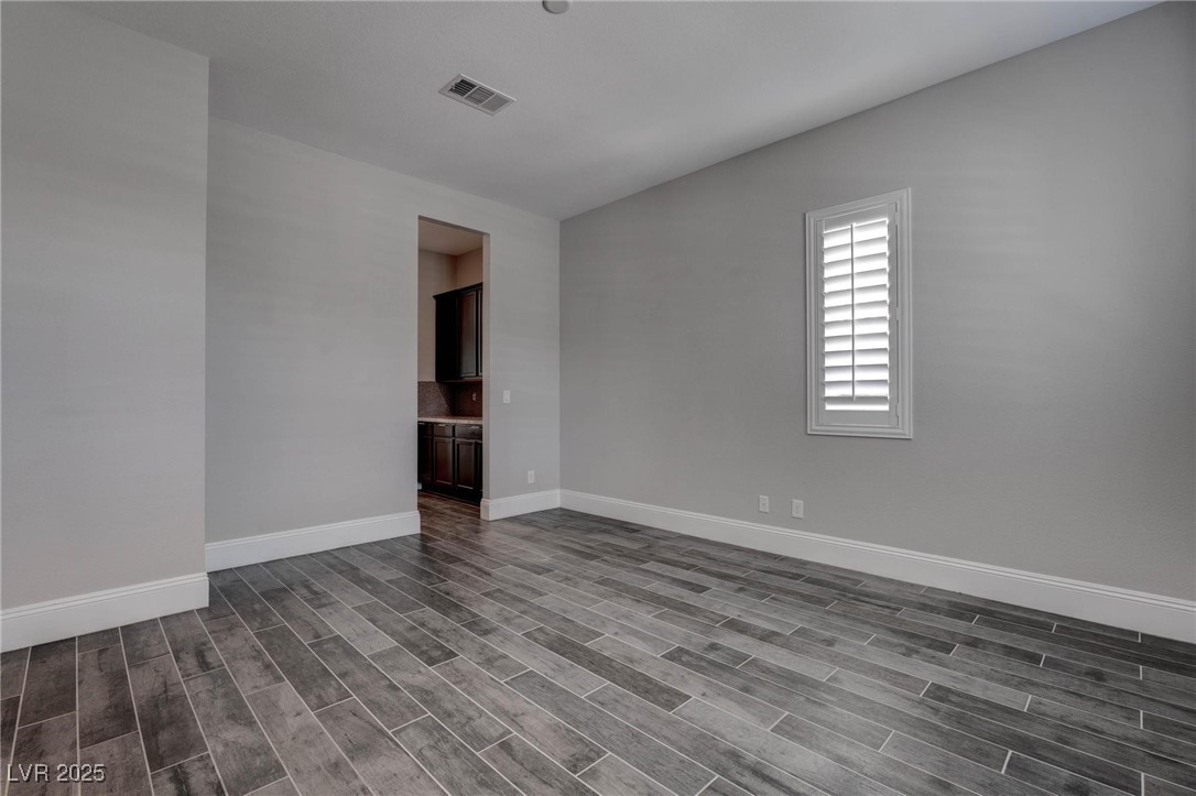 11952 Girasole Avenue Property Photo 6