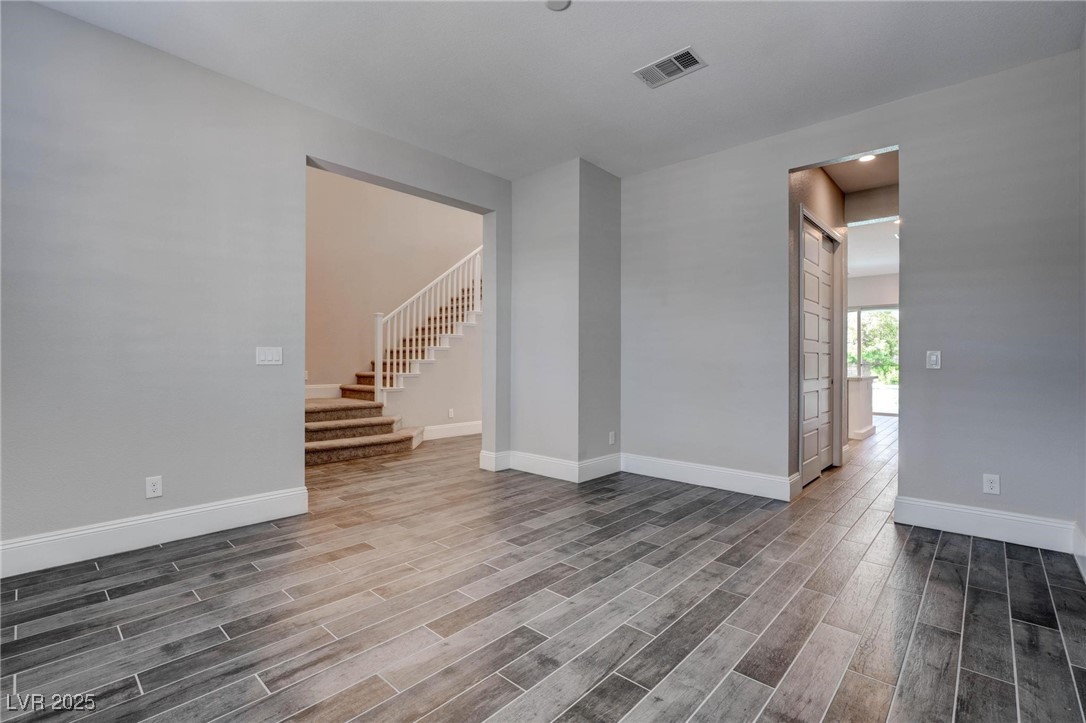 11952 Girasole Avenue Property Photo 8