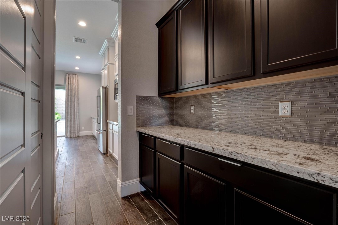 11952 Girasole Avenue Property Photo 9