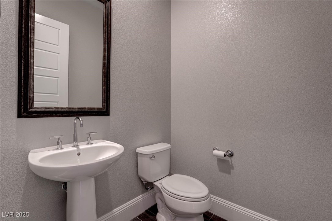 11952 Girasole Avenue Property Photo 11