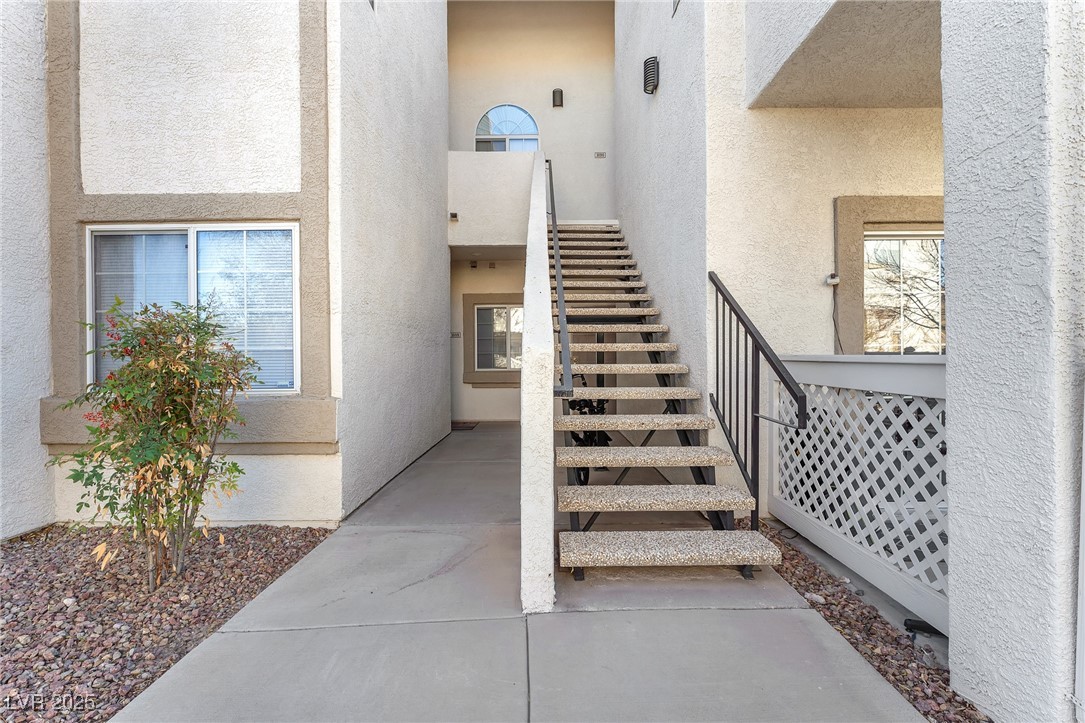 1690 Normandy Way 824 Property Photo 2