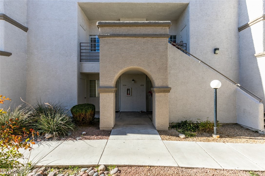 3150 Soft Breezes Drive 2030 Property Photo 2