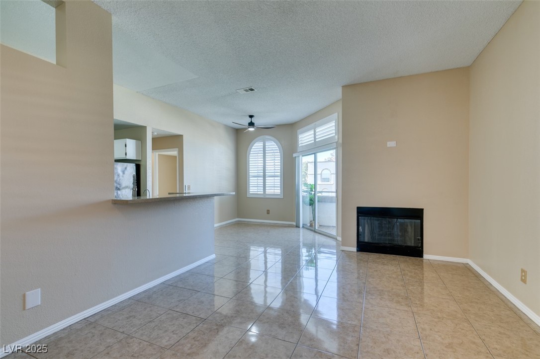 3150 Soft Breezes Drive 2030 Property Photo 5