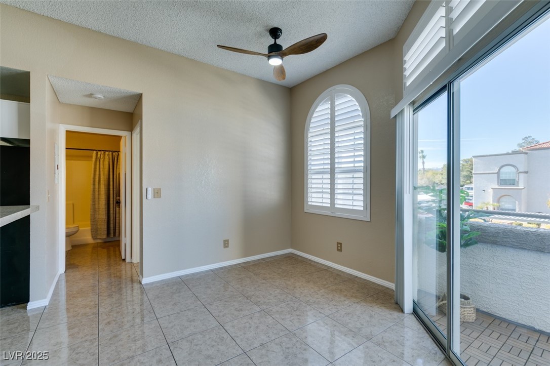 3150 Soft Breezes Drive 2030 Property Photo 16