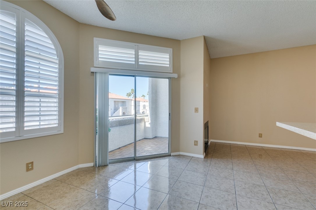 3150 Soft Breezes Drive 2030 Property Photo 19