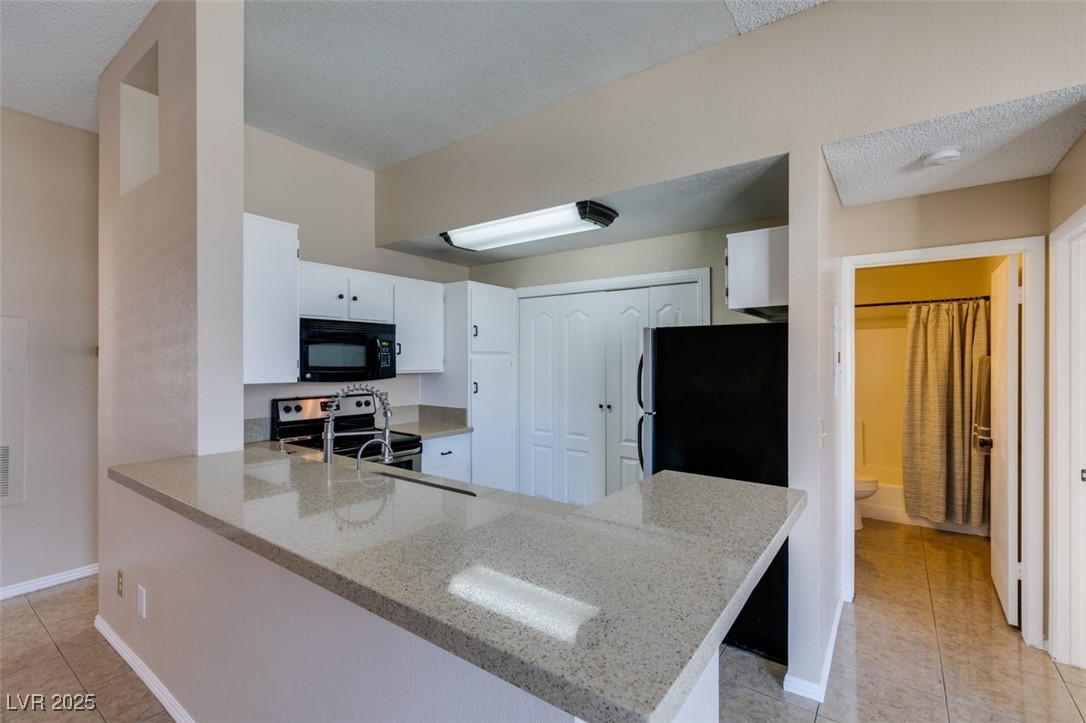 3150 Soft Breezes Drive 2030 Property Photo 24