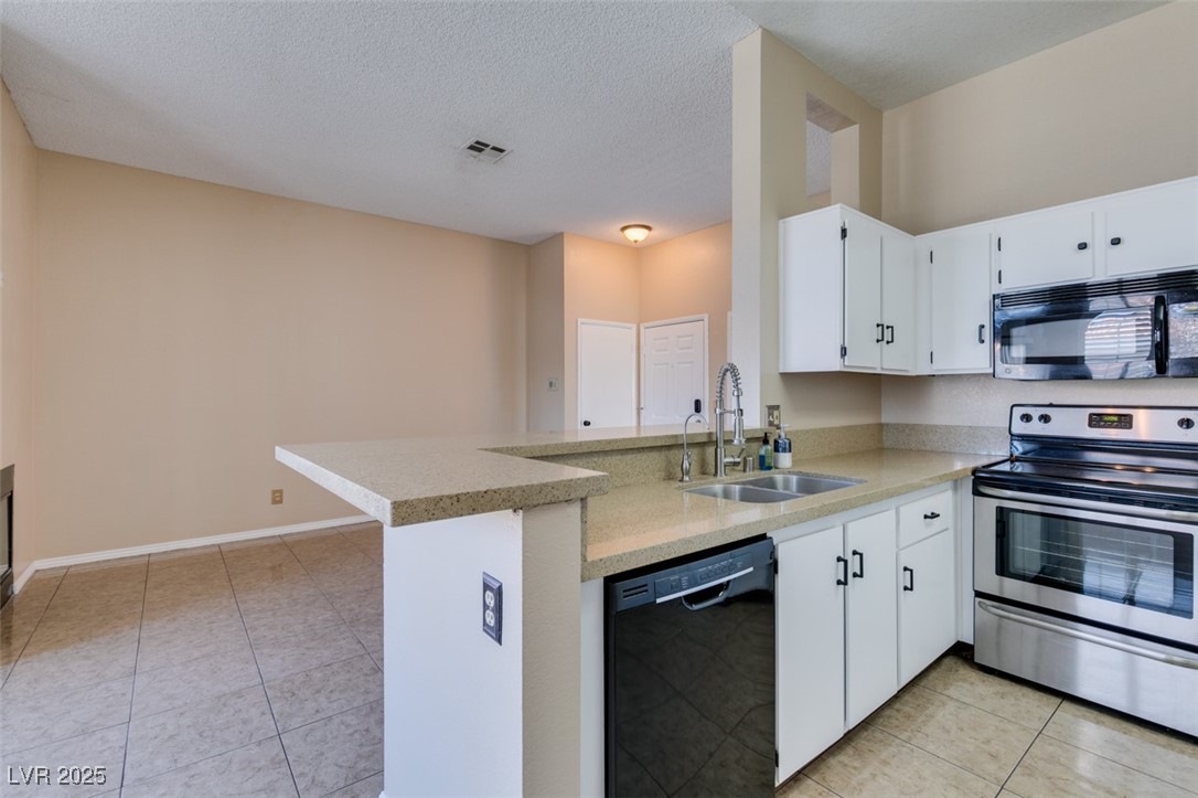 3150 Soft Breezes Drive 2030 Property Photo 27