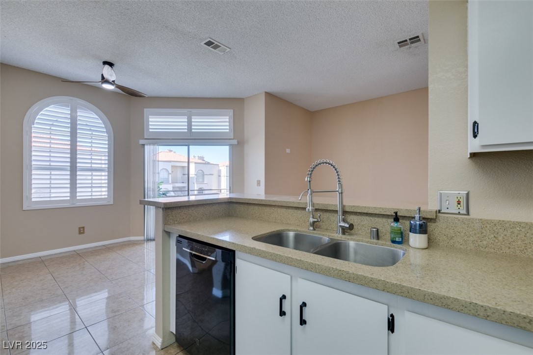 3150 Soft Breezes Drive 2030 Property Photo 29