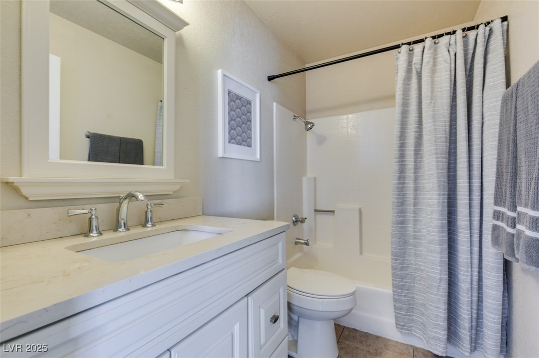 3150 Soft Breezes Drive 2030 Property Photo 31