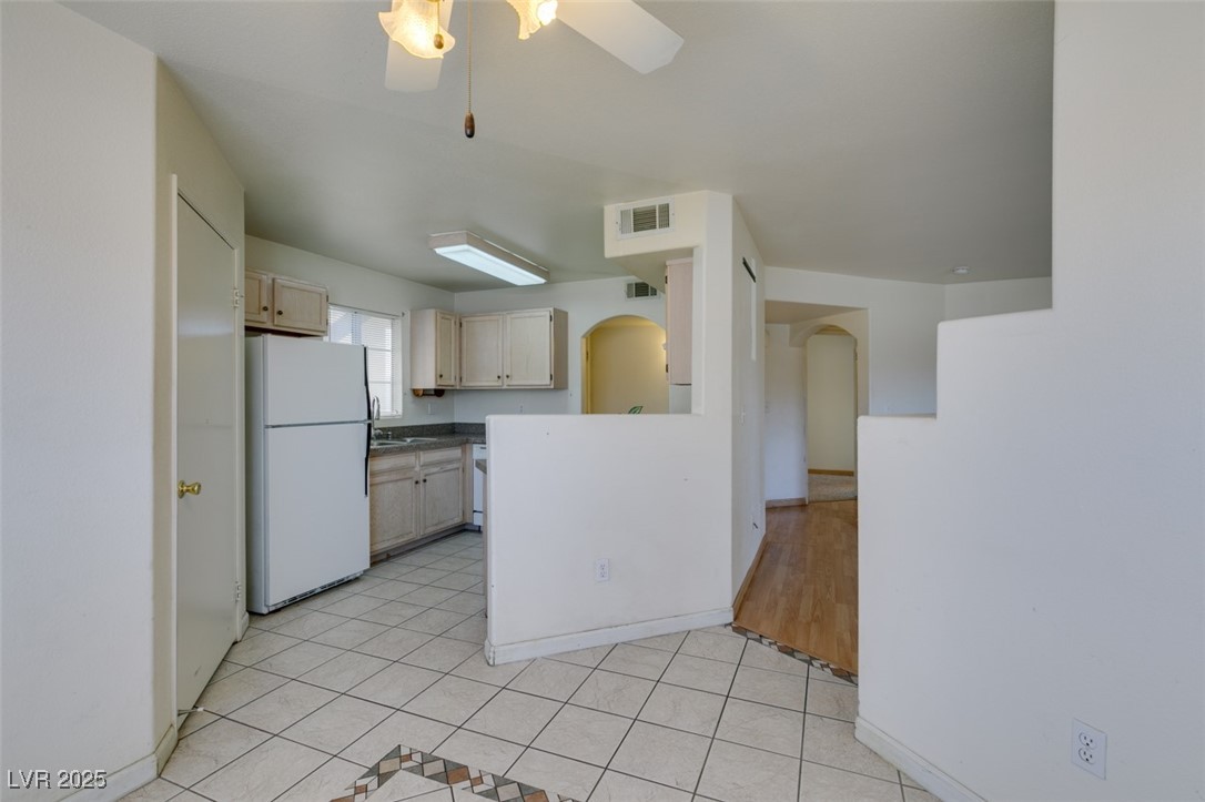698 South Racetrack Road 711 Property Photo 26