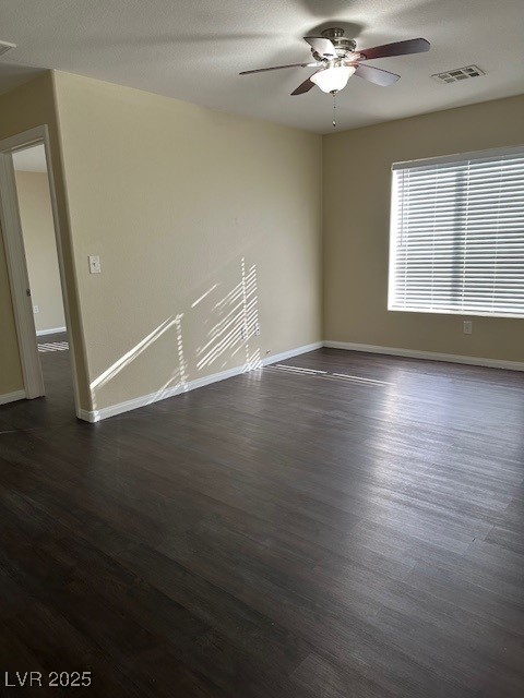 121 Icy River Avenue Property Photo 10