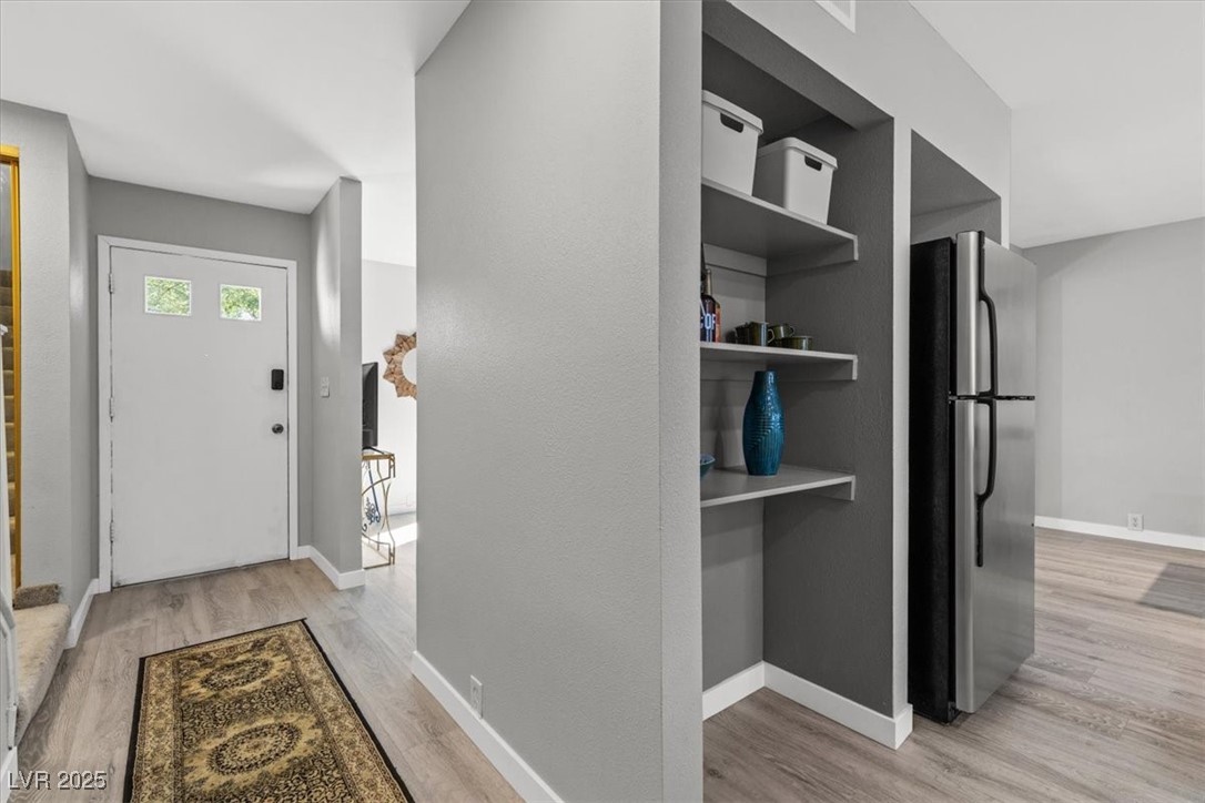 656 Tam O Shanter Property Photo 12