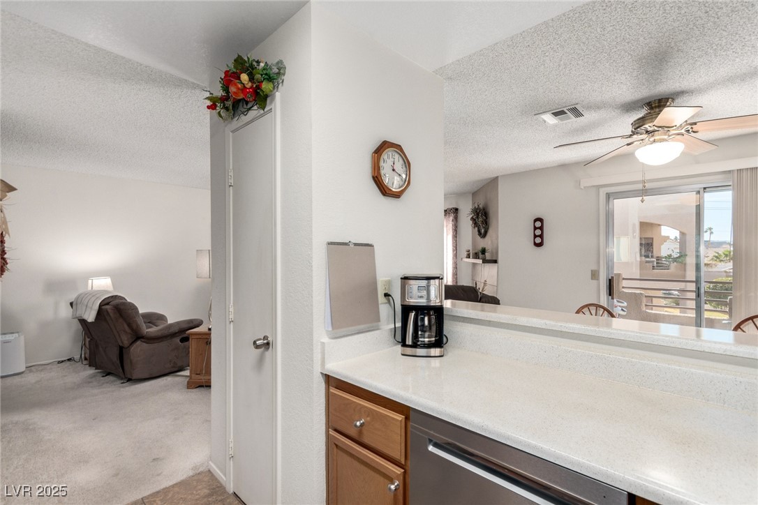 6885 Tamarus Street 201 Property Photo 16