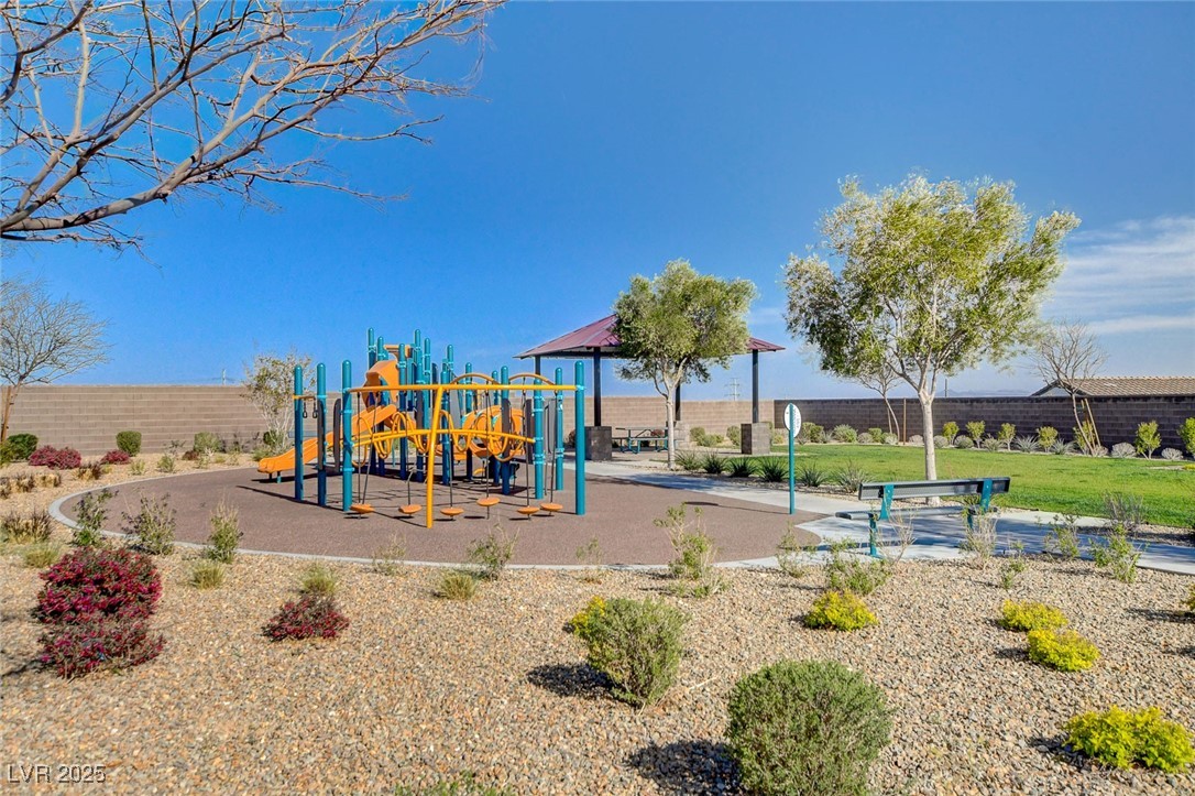 395 Nine Mile Creek Drive Property Photo 39
