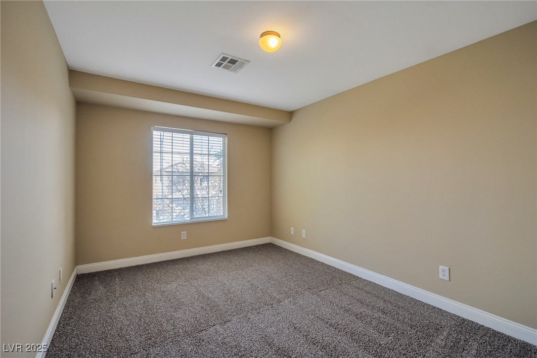 5915 Poplar Tree Street Property Photo 13