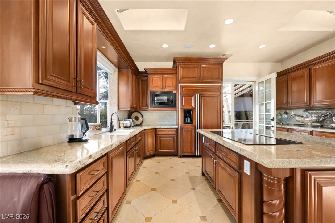 2204 Glenbrook Way Property Photo 13