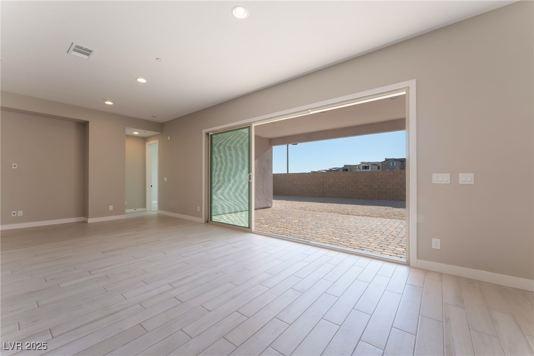 11707 Hatchling Avenue Property Photo 20