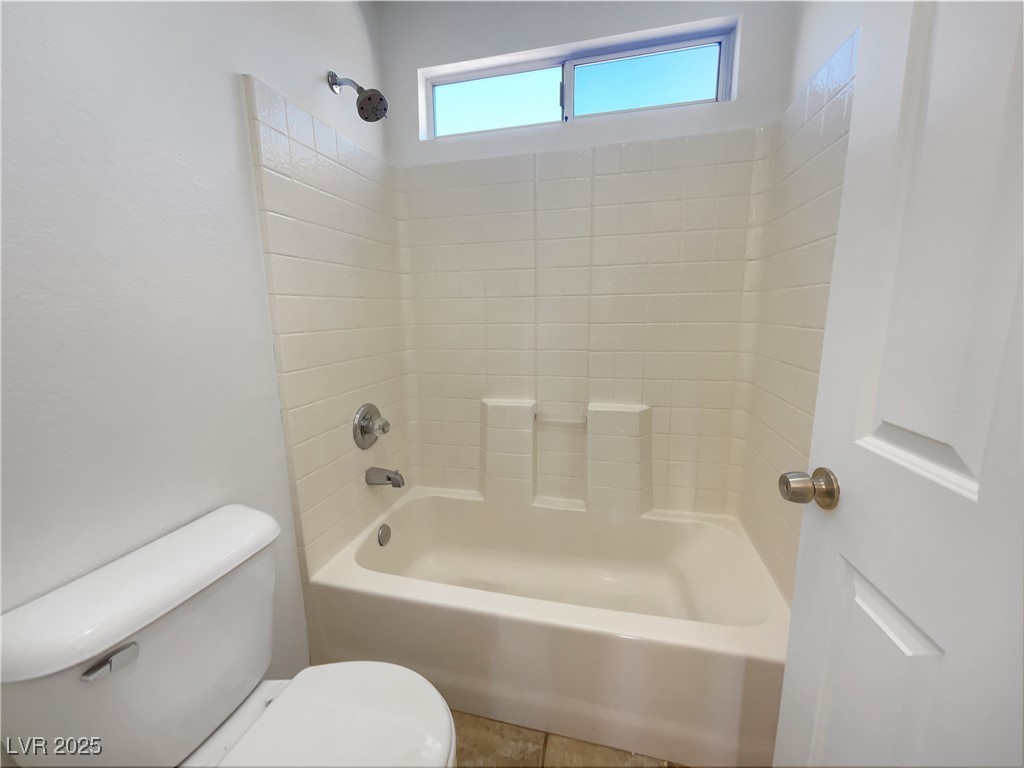 9511 Withering Pine Street Property Photo 22