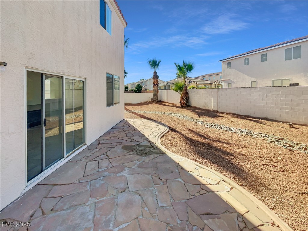 9511 Withering Pine Street Property Photo 25