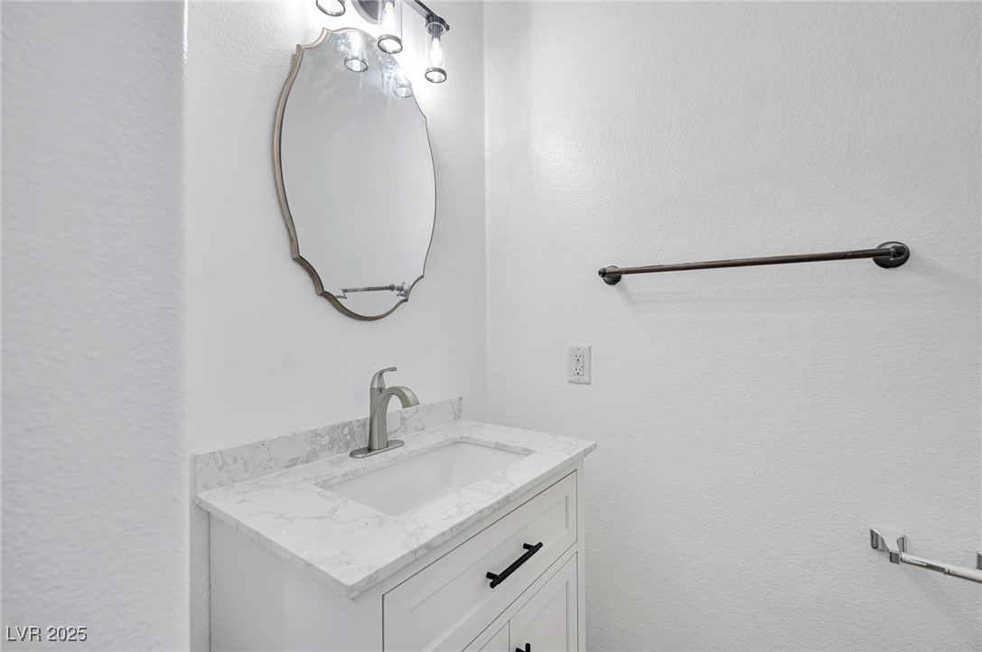 9247 Tulip Trestle Avenue Property Photo 3