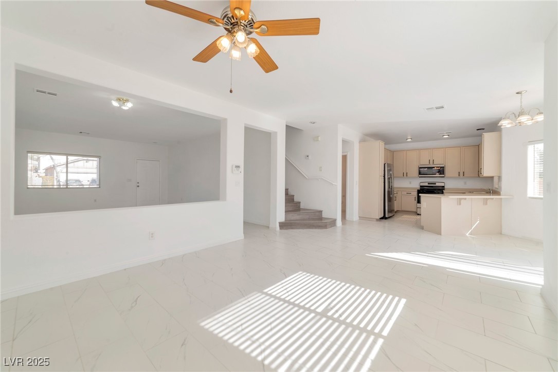 4929 Morning Falls Avenue Property Photo 2