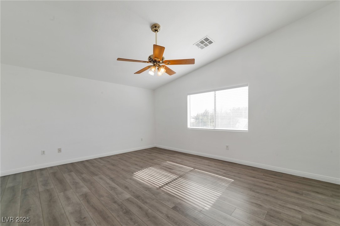 4929 Morning Falls Avenue Property Photo 8